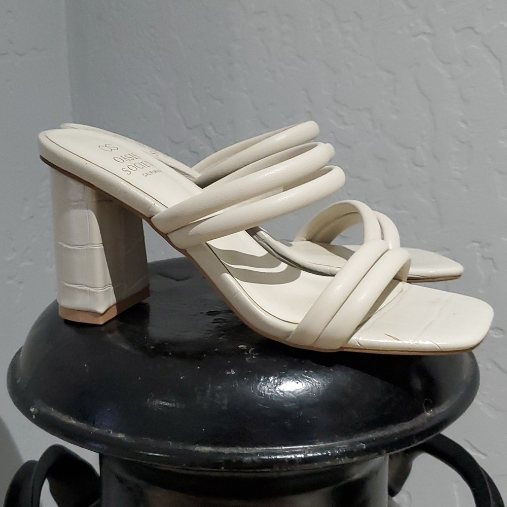 OASIS SOCIETY CREAM IVORY SANDAL STRAP HEELS CHUNKY ANIMAL PRINT PATTERN…